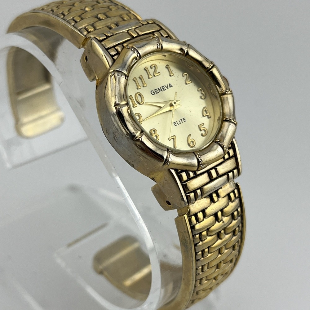 Geneva Watch Womens 28mm Gold Tone Textured Bangle Band Band- New Battery - Picture 2 of 8